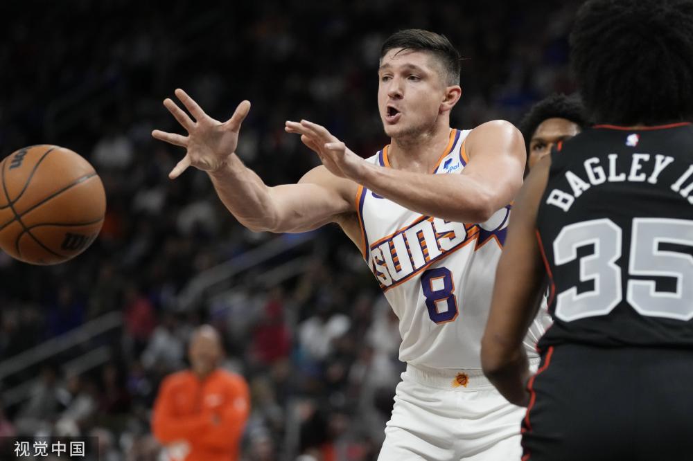 球队也更加 球队也更加