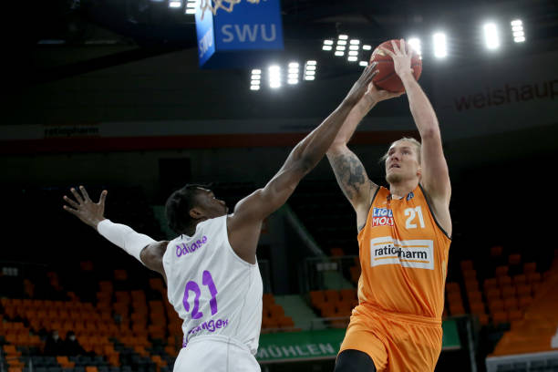 封锁姆伯莫 封锁姆伯莫