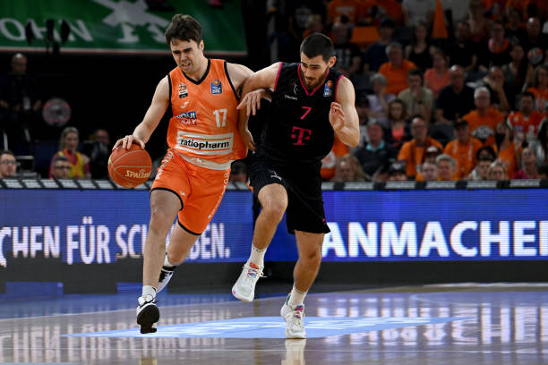 心应手的球 心应手的球