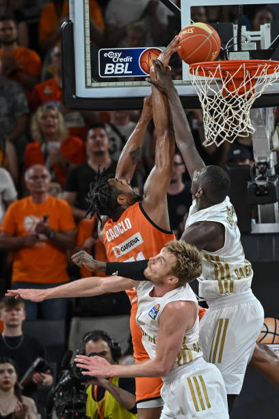 是每一支雄 是每一支雄